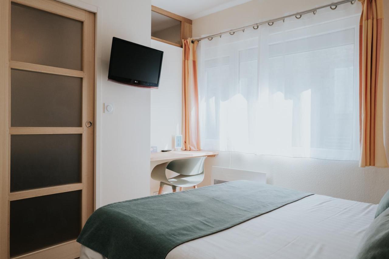 Hotel Aux Tamaris - Vue Mer Роскофф Екстер'єр фото